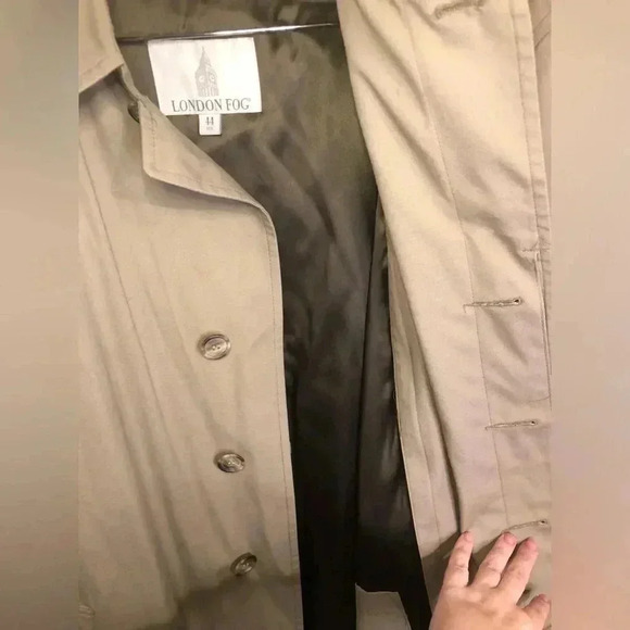 Vintage London Fog Tan Trench Cost with Removable Quilted Liner Size 44 - Picture 7 of 16